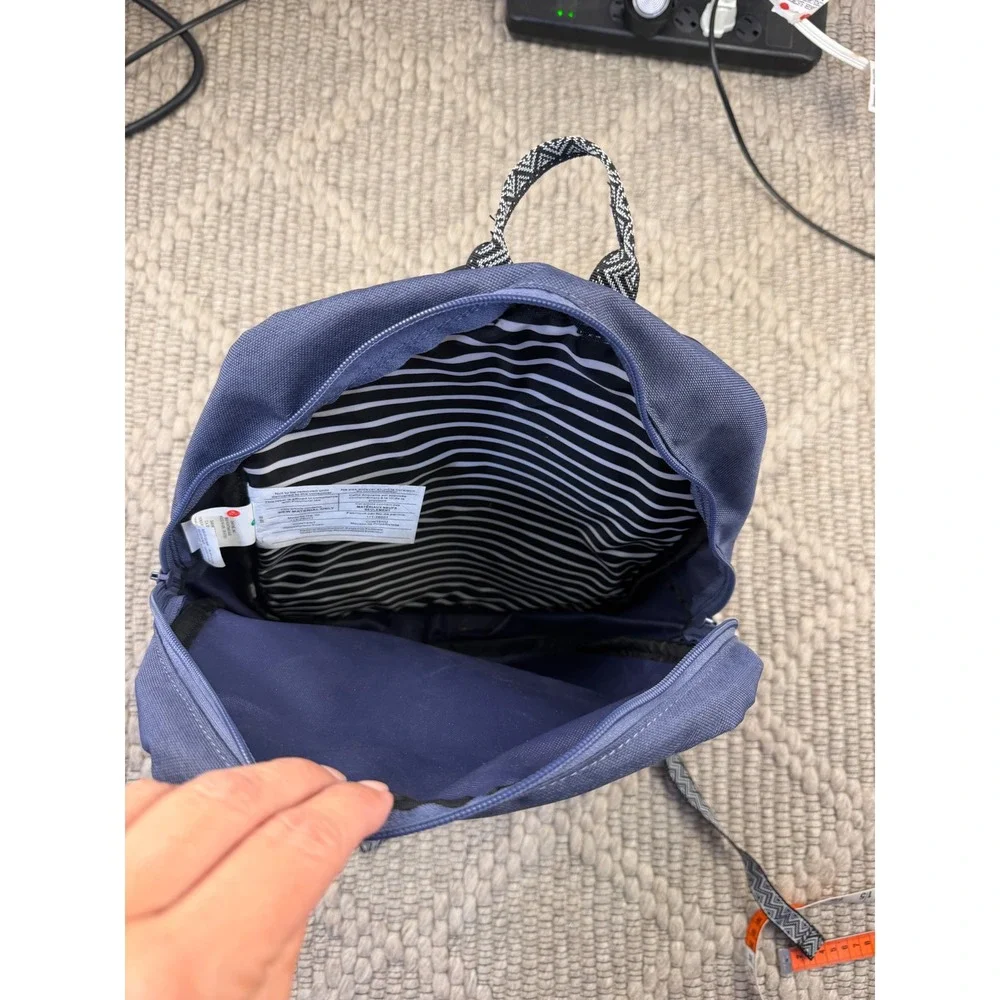 Dakine Backpack Navy Blue One Size Geometric Straps Striped Lining Y2K